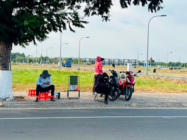 Giá đất nền rục rịch tăng nhiệt, chuyên gia "mách nước" trước khi nhà đầu tư xuống tiền